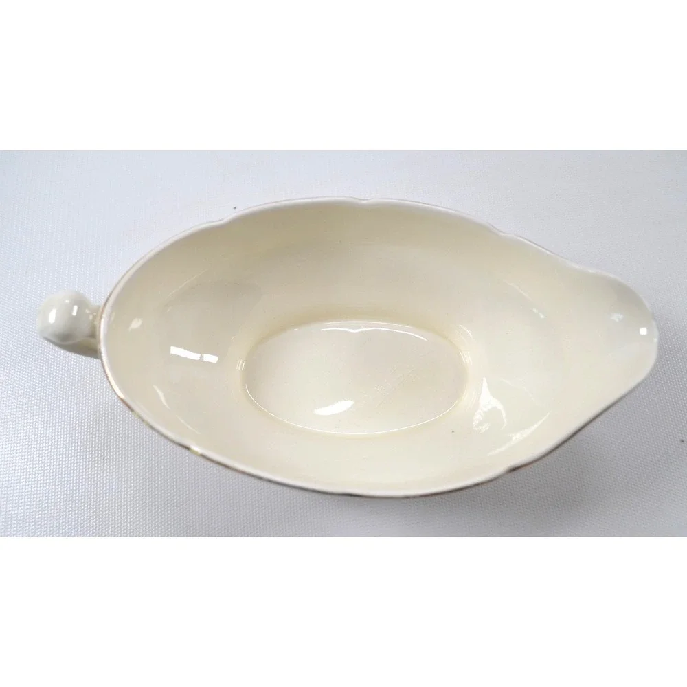 Mount Clemens Mildred‎ Floral Pattern Gold Trimmed Gravy Boat 1930s Vintage